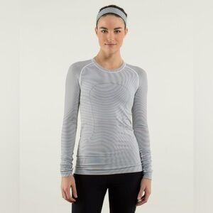Lululemon Swiftly Tech Long Sleeve Crew Neck Shirt Black White Stripe
